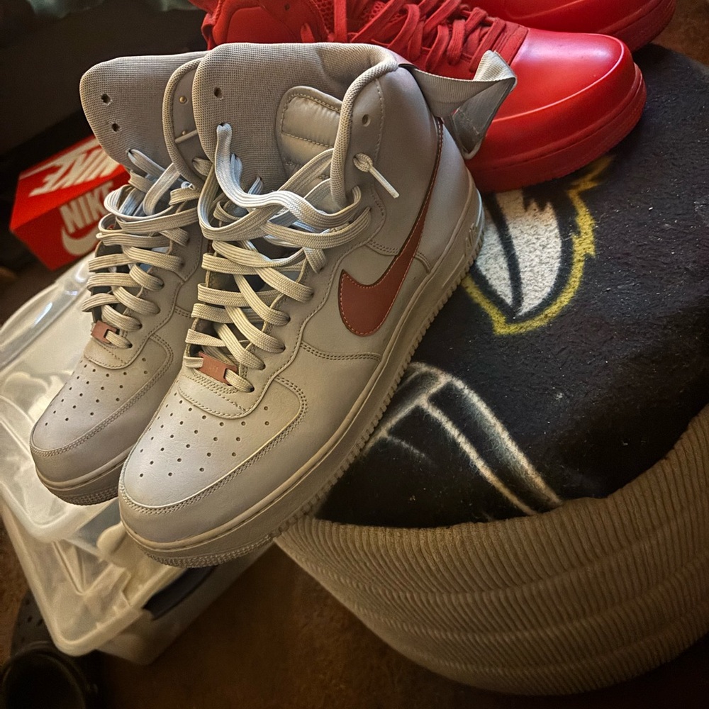 Nike Light Gray and Red High-Tops